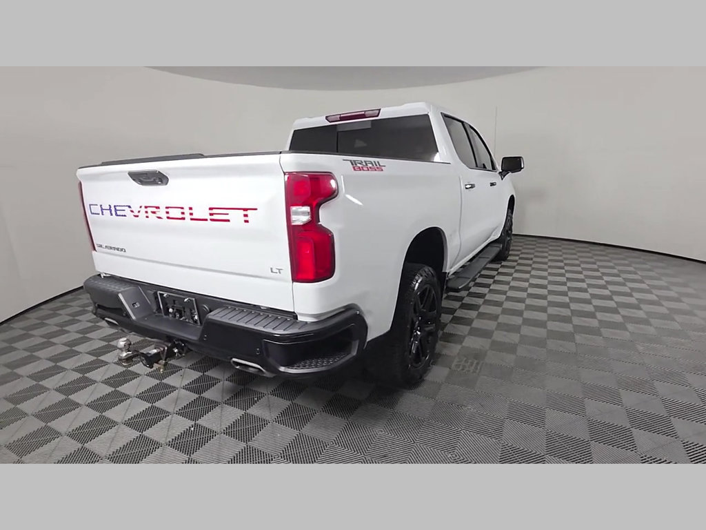 Used 2024 Chevrolet Silverado 1500 LT Trail Boss w/ LT Trail Boss Premium Package AWD/4WD image 43