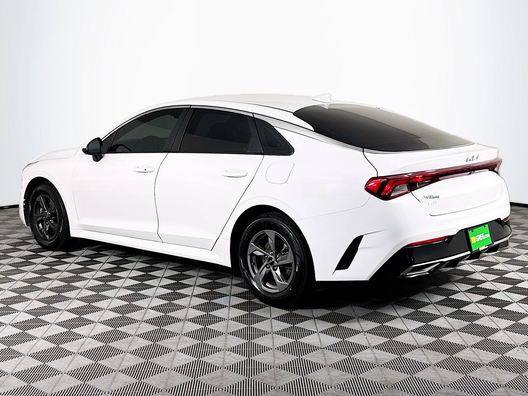 Used 2023 Kia K5 LXS image 6