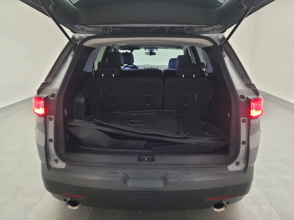Used 2020 Chevrolet Traverse LS w/ LPO, Floor Liner Package FWD image 29