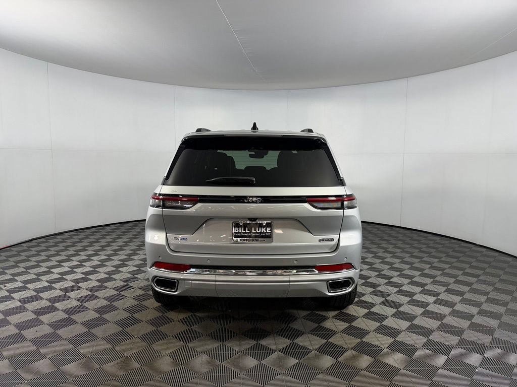 Certified 2023 Jeep Grand Cherokee Overland AWD/4WD image 8