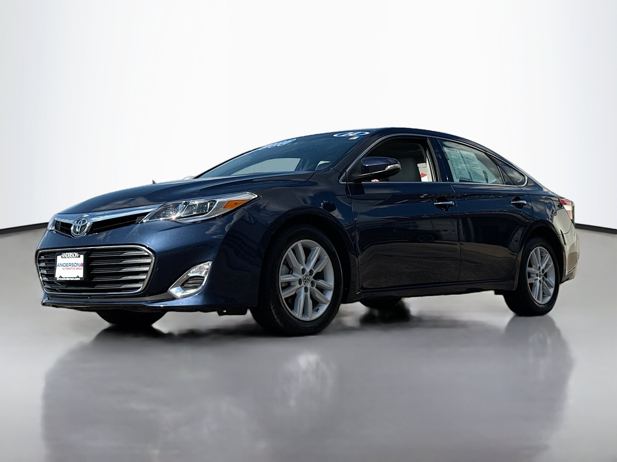 Used 2014 Toyota Avalon Limited FWD image 11