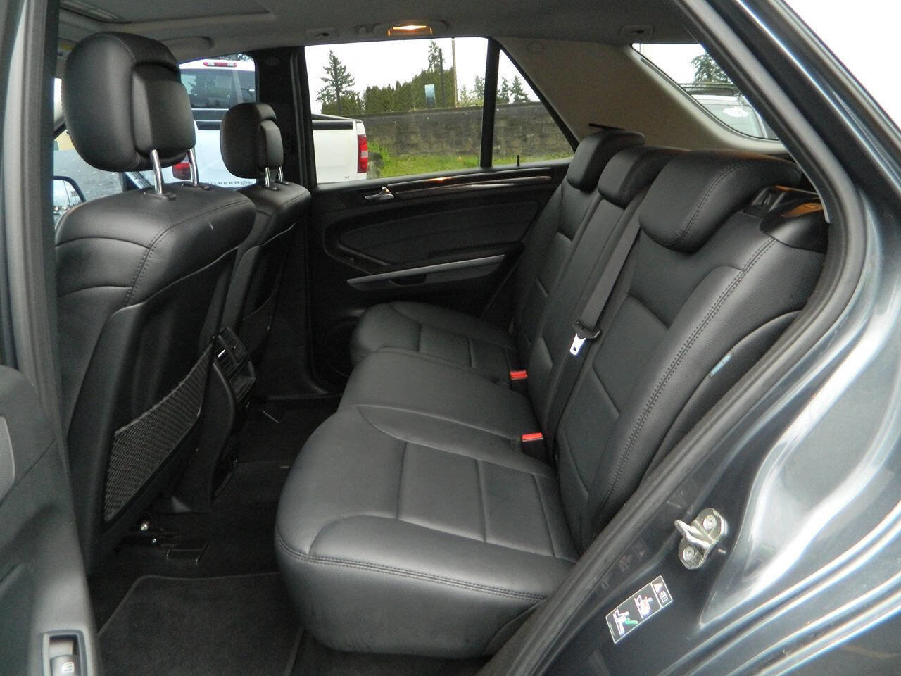 Used 2010 Mercedes-Benz ML 350 BlueTEC 4MATIC image 14