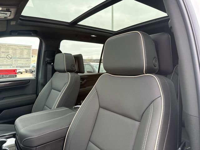 New 2026 GMC Yukon XL Elevation image 15