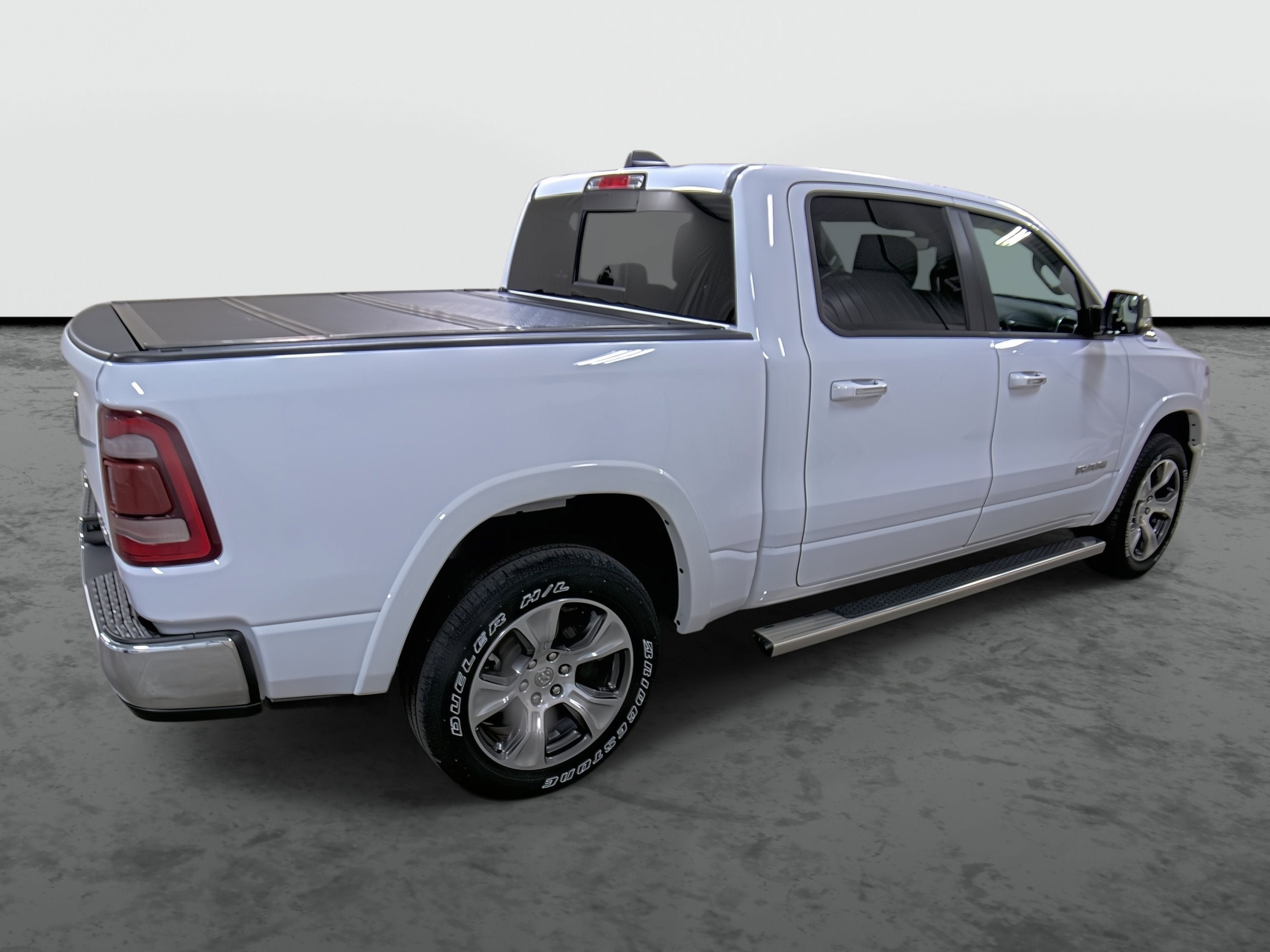 Used 2022 RAM 1500 Laramie AWD/4WD image 4