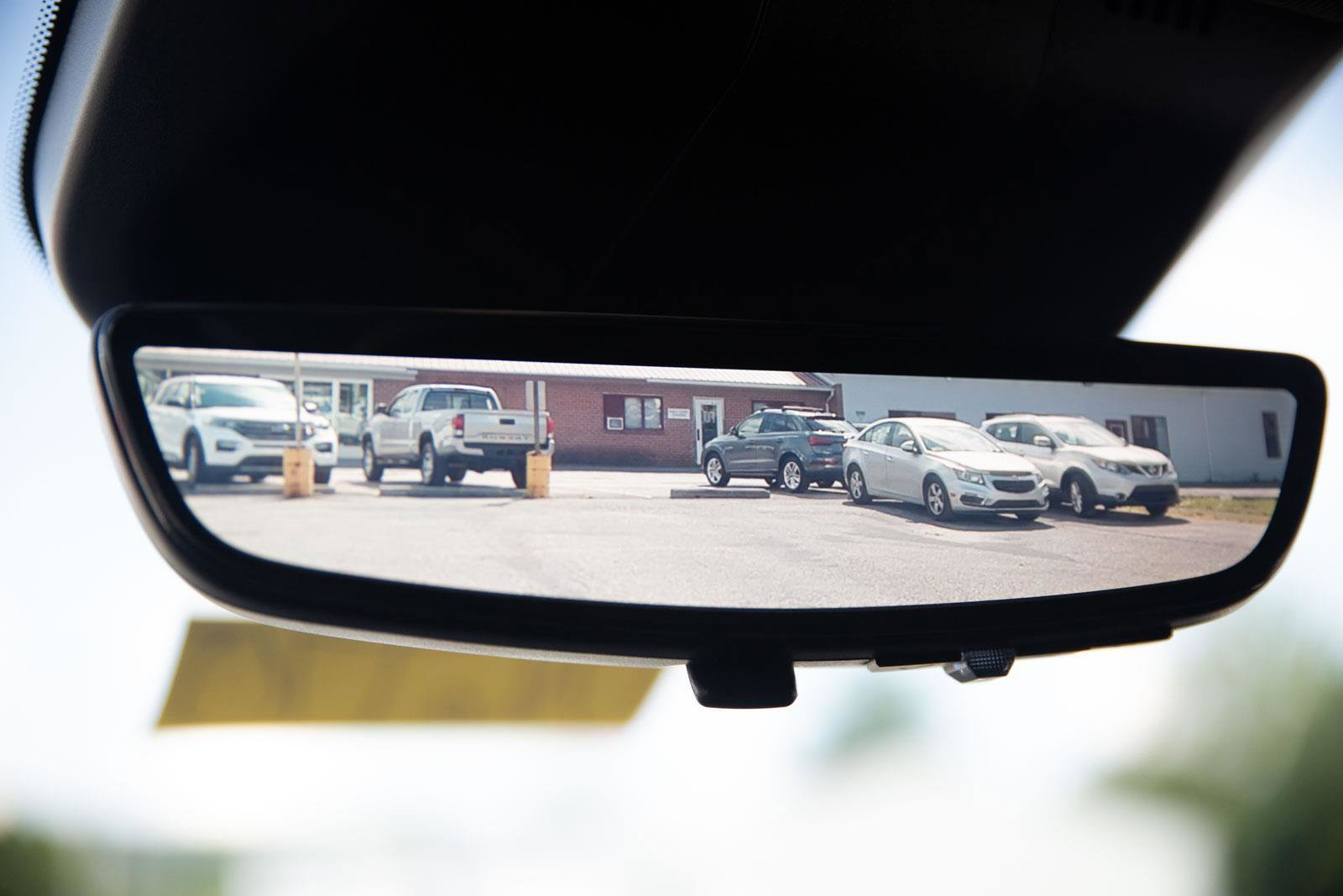 Used 2022 Cadillac Escalade Premium Luxury image 20