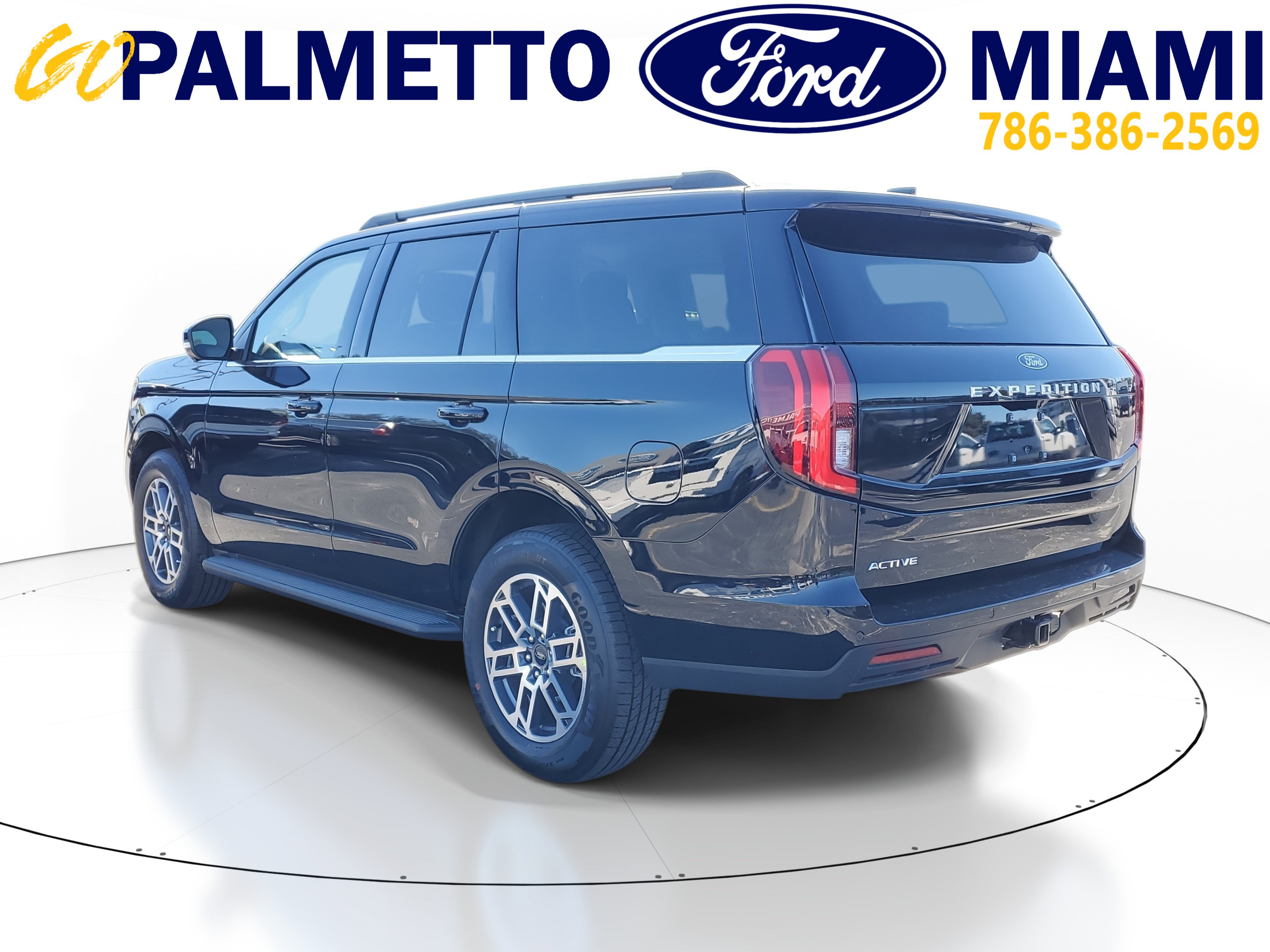 New 2026 Ford Expedition Active RWD image 4