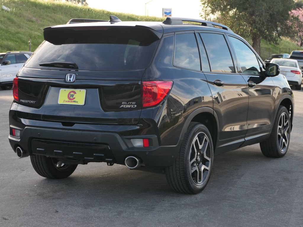 Used 2023 Honda Passport Elite image 2