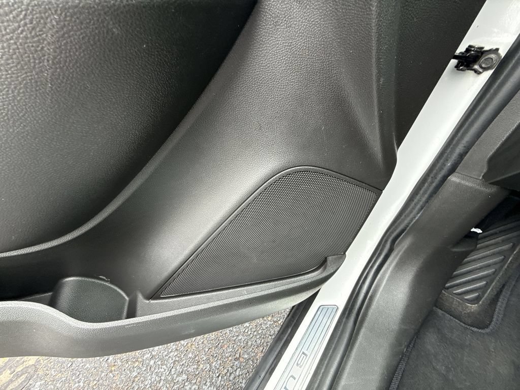 Certified 2022 Buick Encore Preferred w/ Safety Package FWD image 31