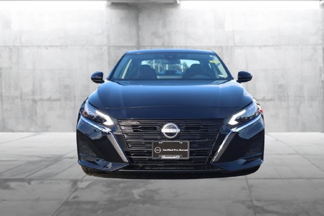 Certified 2025 Nissan Altima 2.5 SV w/ SV Premium Package FWD image 4