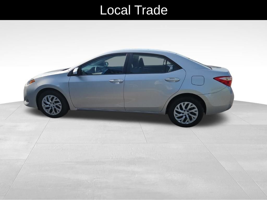 Used 2018 Toyota Corolla LE FWD image 6