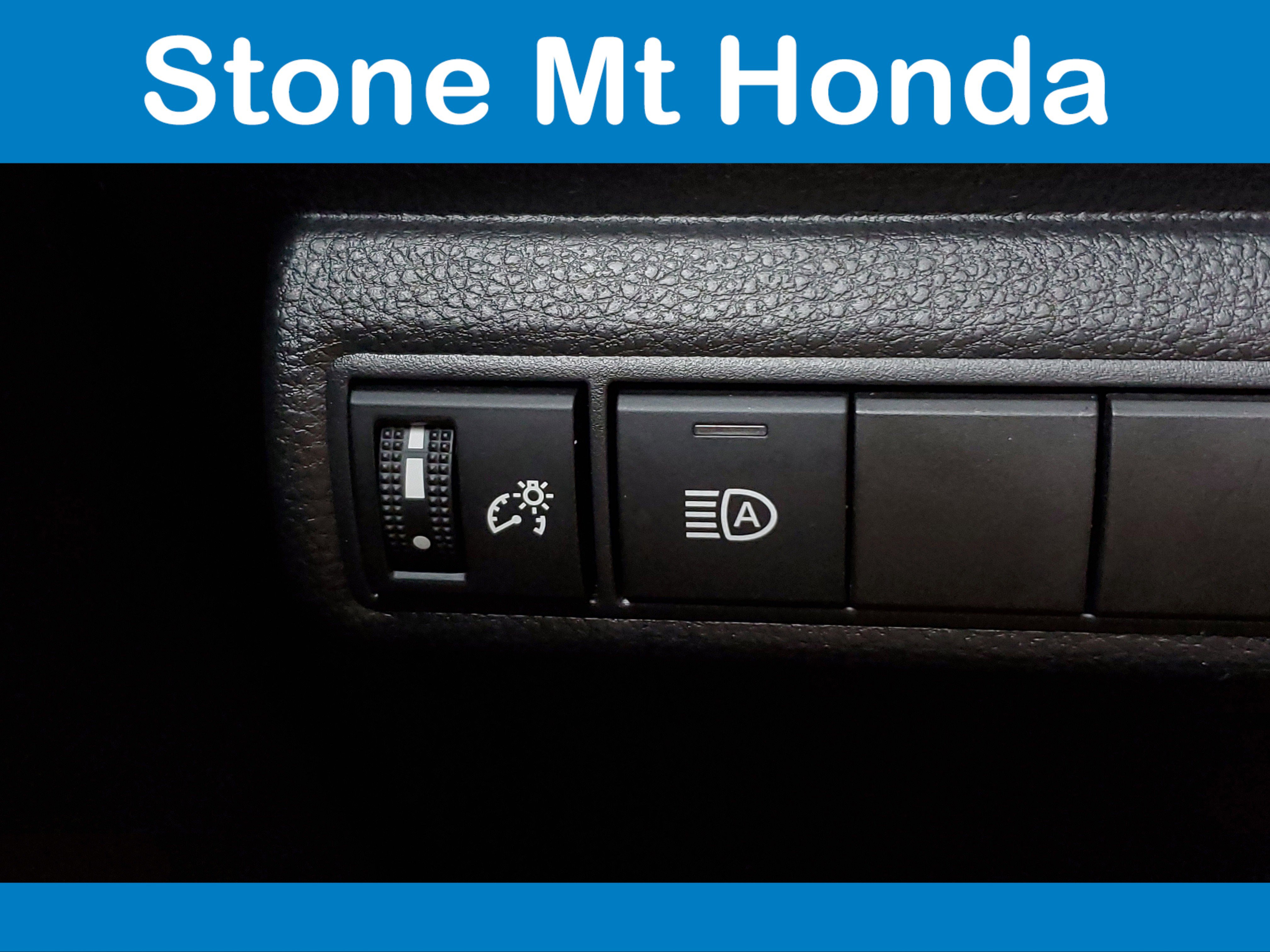 Used 2023 Toyota Corolla LE image 33