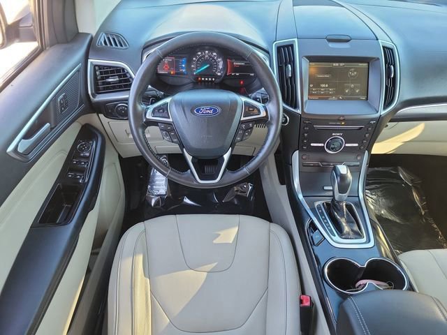 Used 2015 Ford Edge Titanium FWD image 7