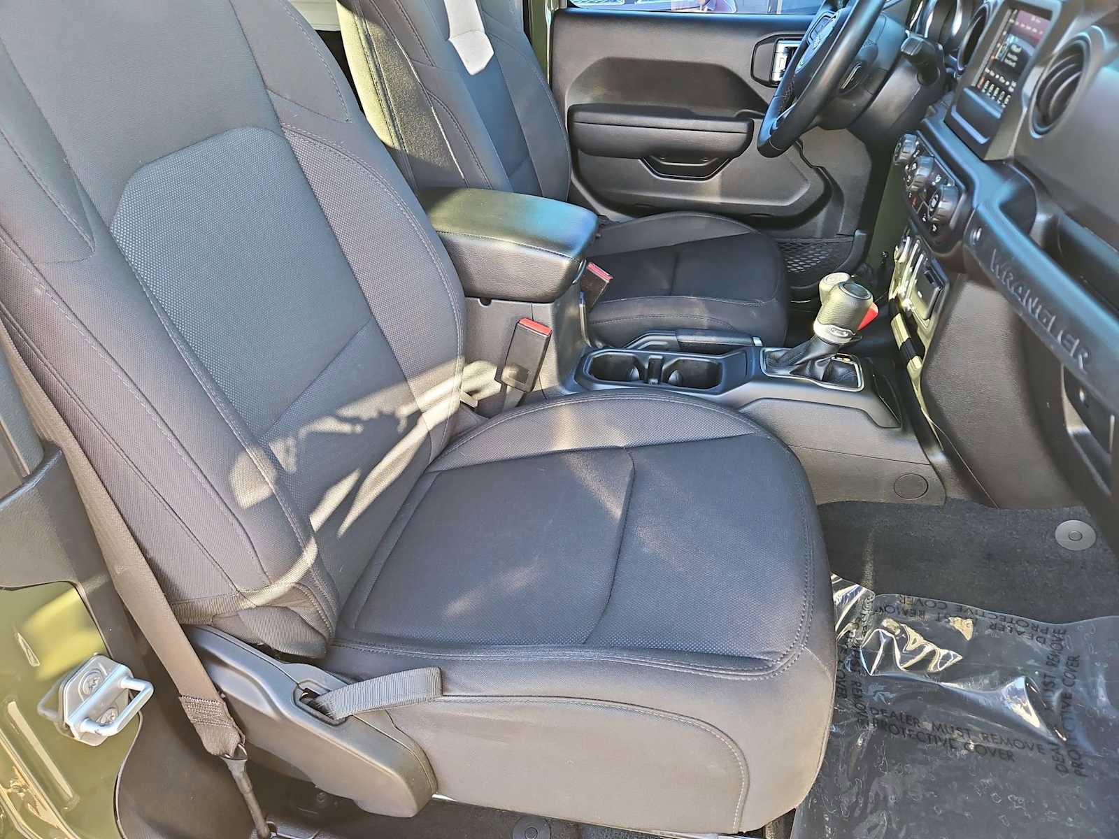 Used 2022 Jeep Wrangler Willys image 19