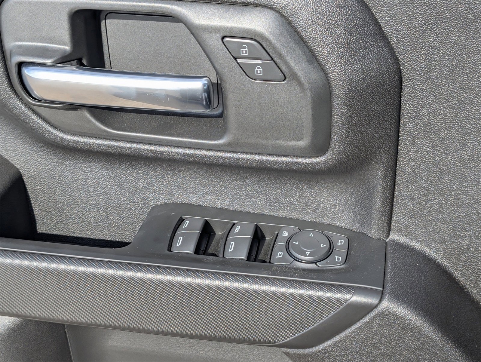 New 2026 Chevrolet Silverado 2500 Custom w/ Custom Value Package image 17