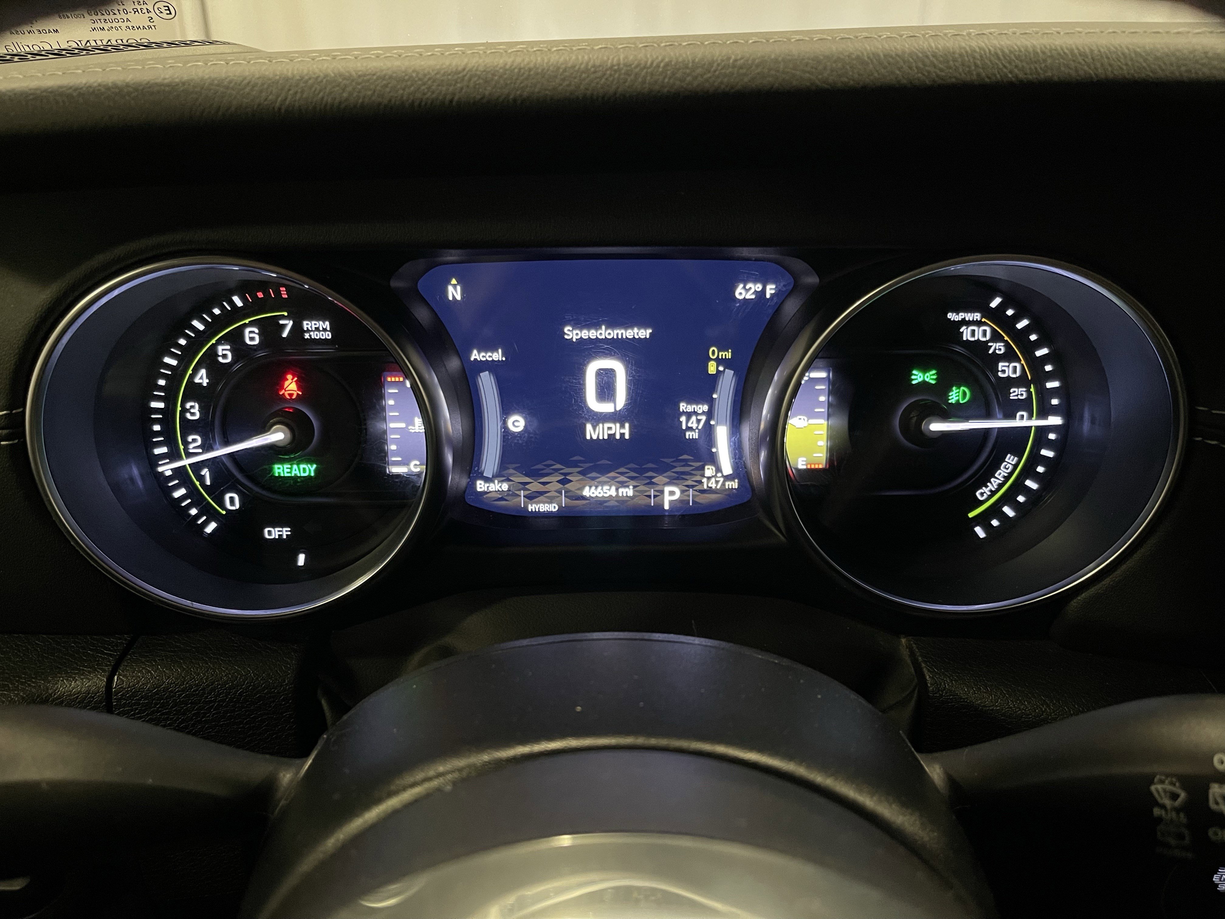 Used 2022 Jeep Wrangler Unlimited Sahara w/ Cold Weather Group image 20