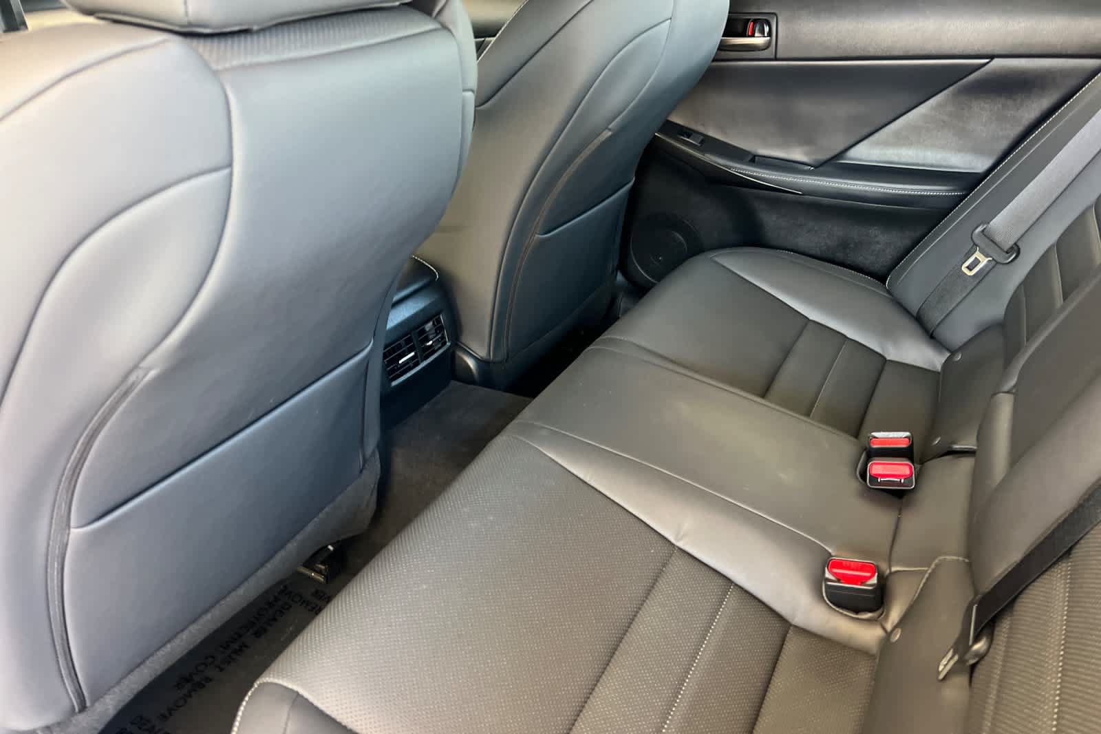 Used 2024 Lexus IS 350 F Sport RWD image 4