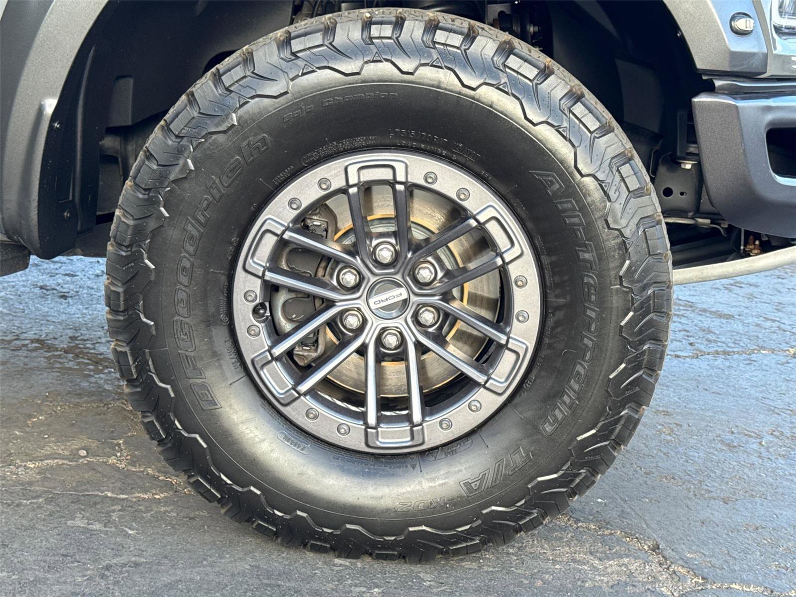 Certified 2020 Ford F150 Raptor w/ Equipment Group 802A Luxury image 6