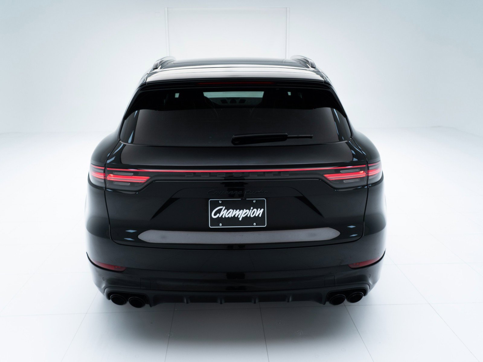 Certified 2023 Porsche Cayenne Turbo image 10