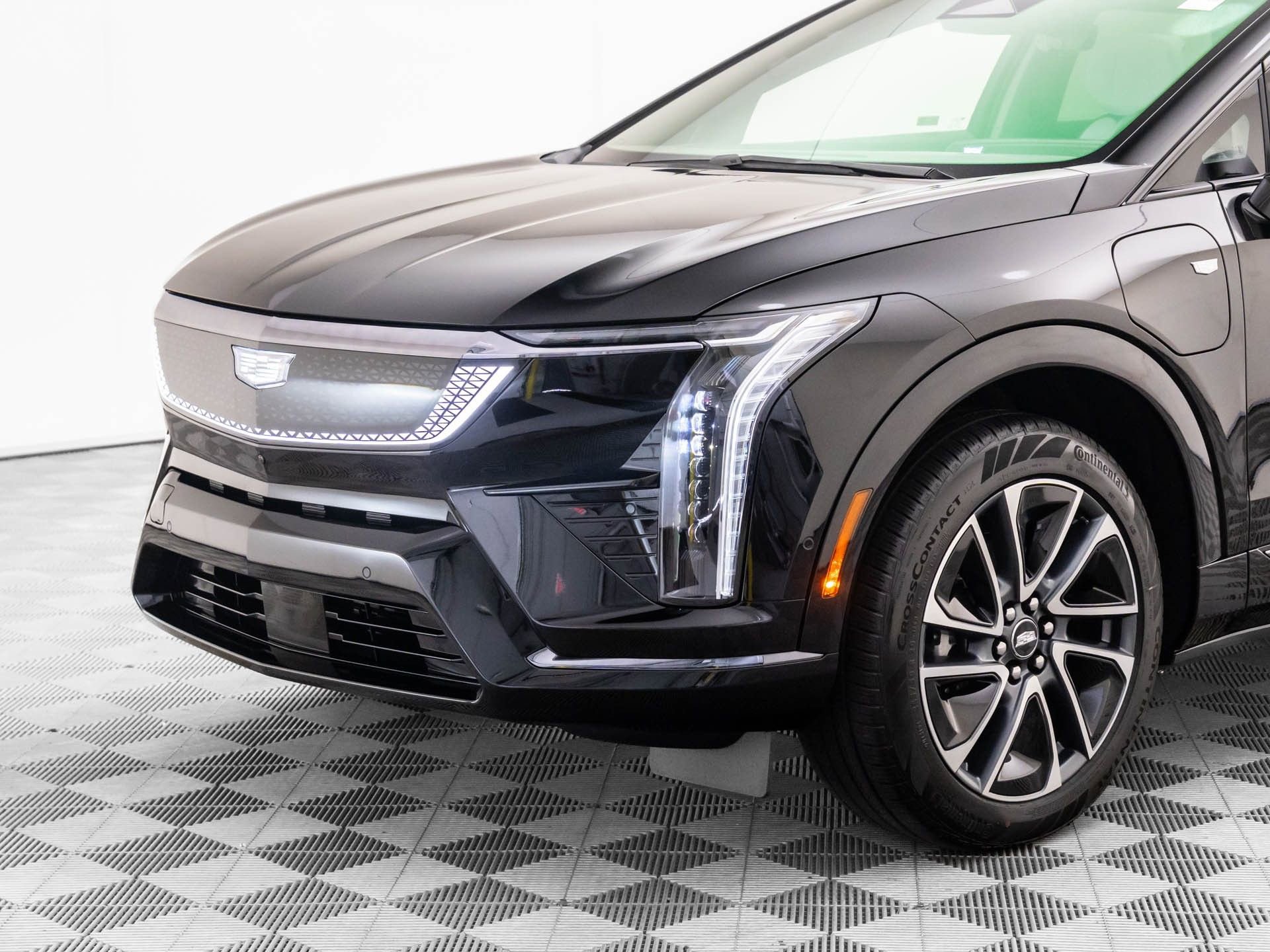 New 2026 Cadillac Optiq Sport 1 image 39