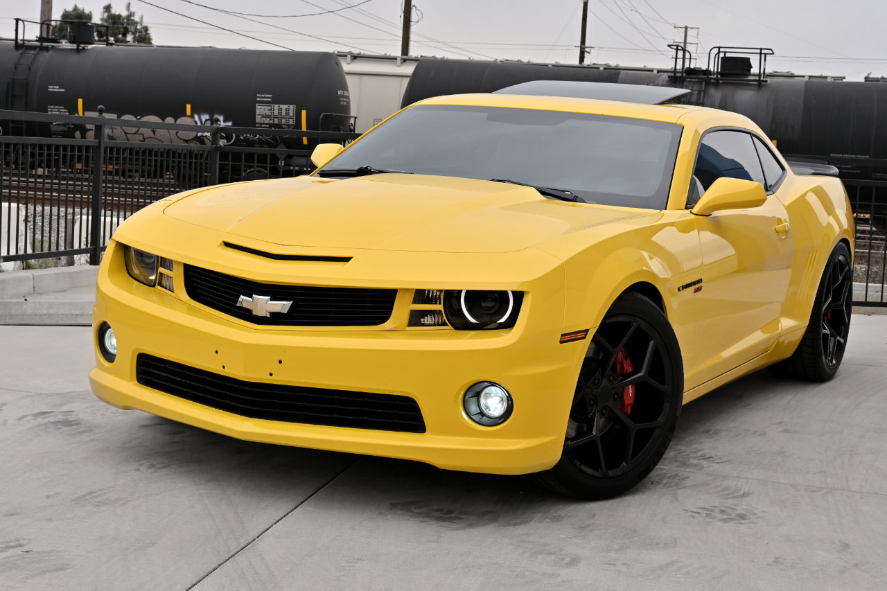 Used 2012 Chevrolet Camaro SS w/ RS Package image 3