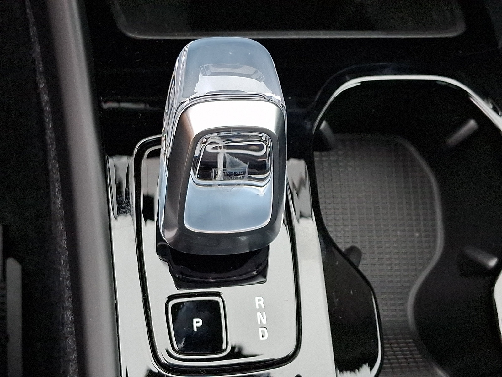 New 2026 Volvo XC40 B5 Plus w/ Protection Package Premier AWD/4WD image 10