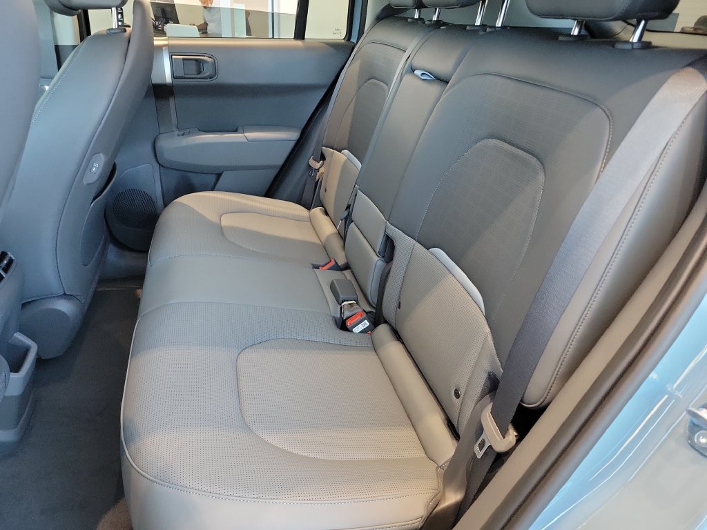 New 2027 Kia EV3 Wind FWD image 15
