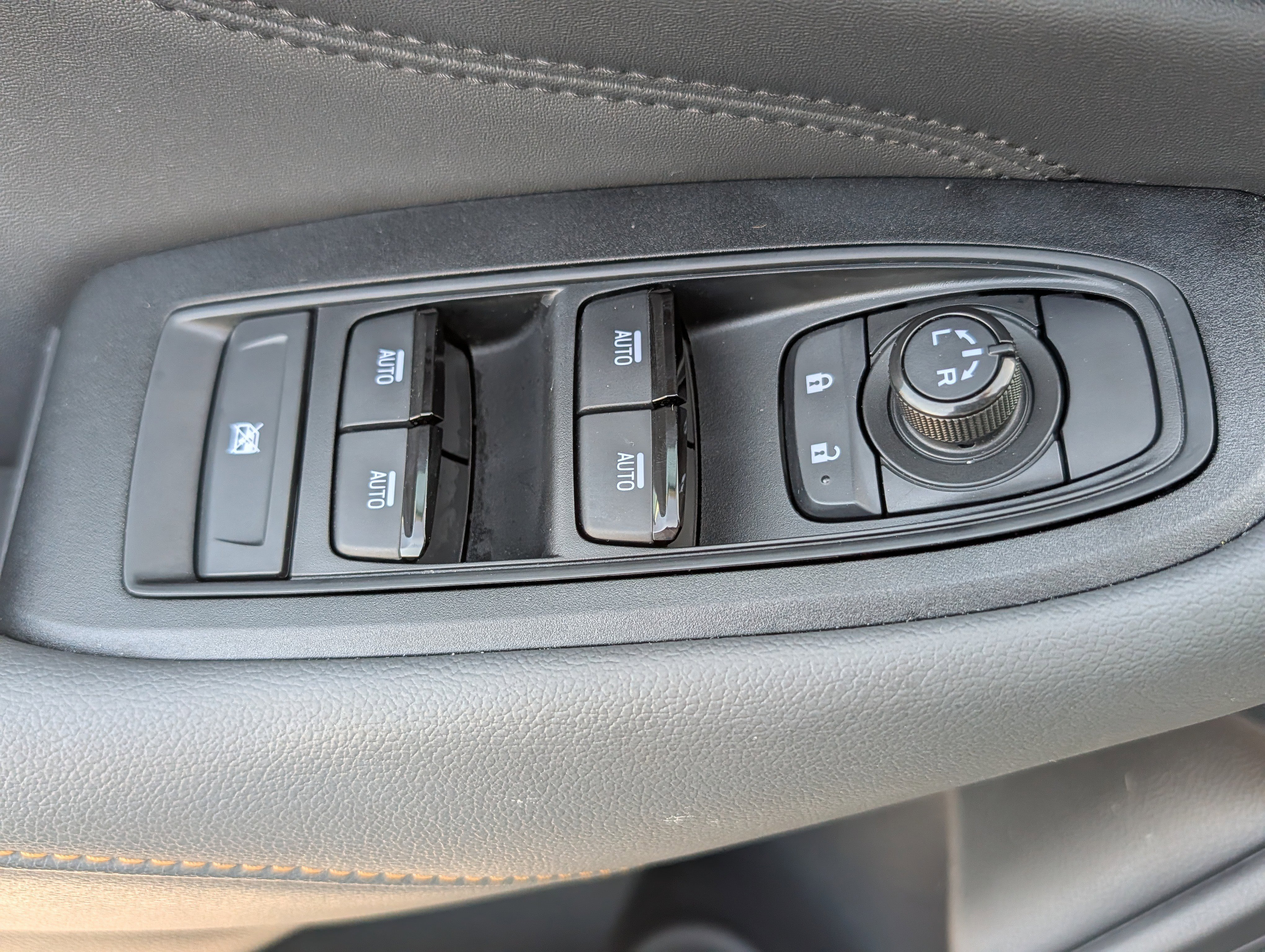 Certified 2025 Subaru Outback Wilderness AWD/4WD image 19
