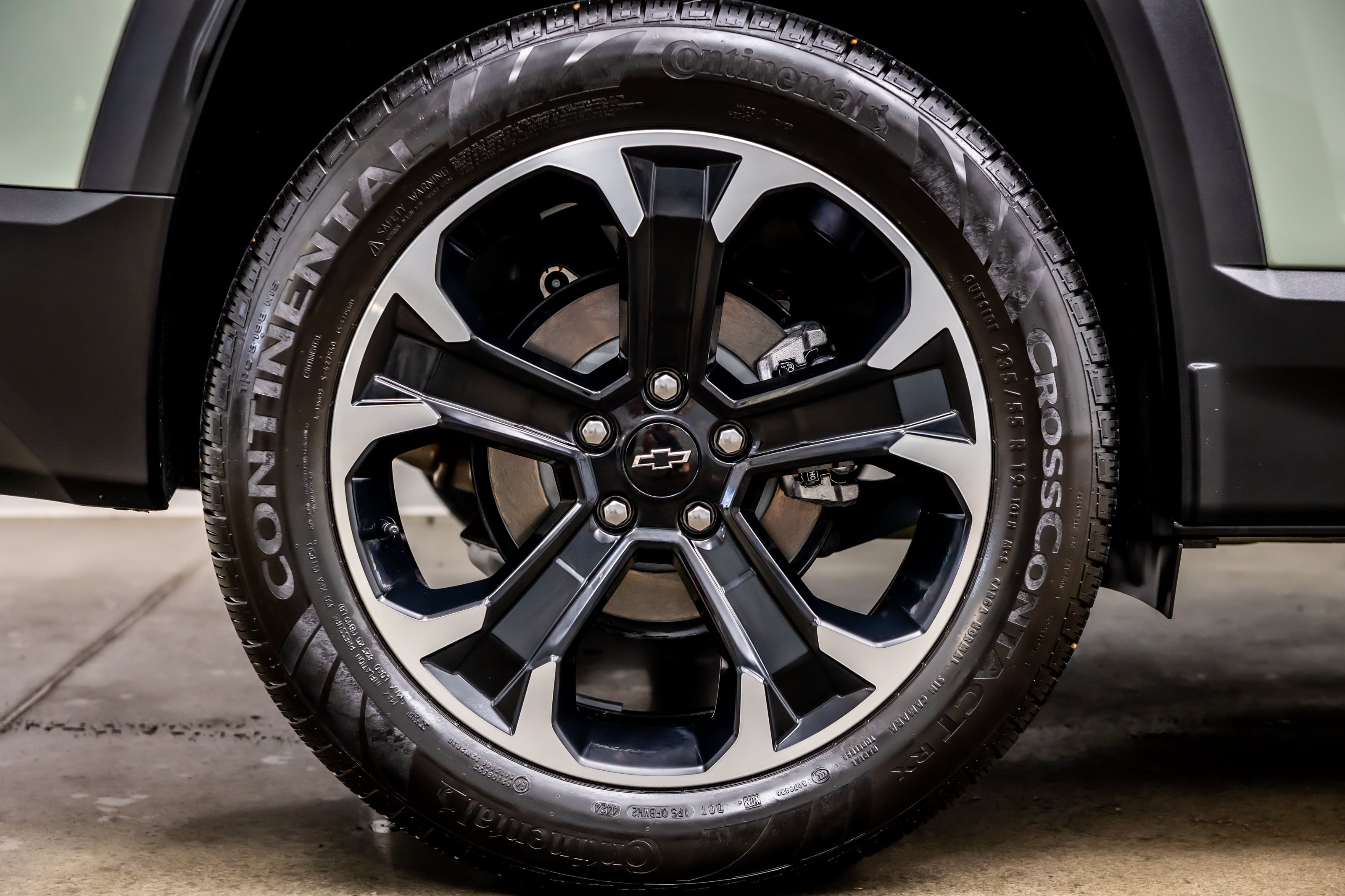 Used 2025 Chevrolet Equinox LT FWD image 36