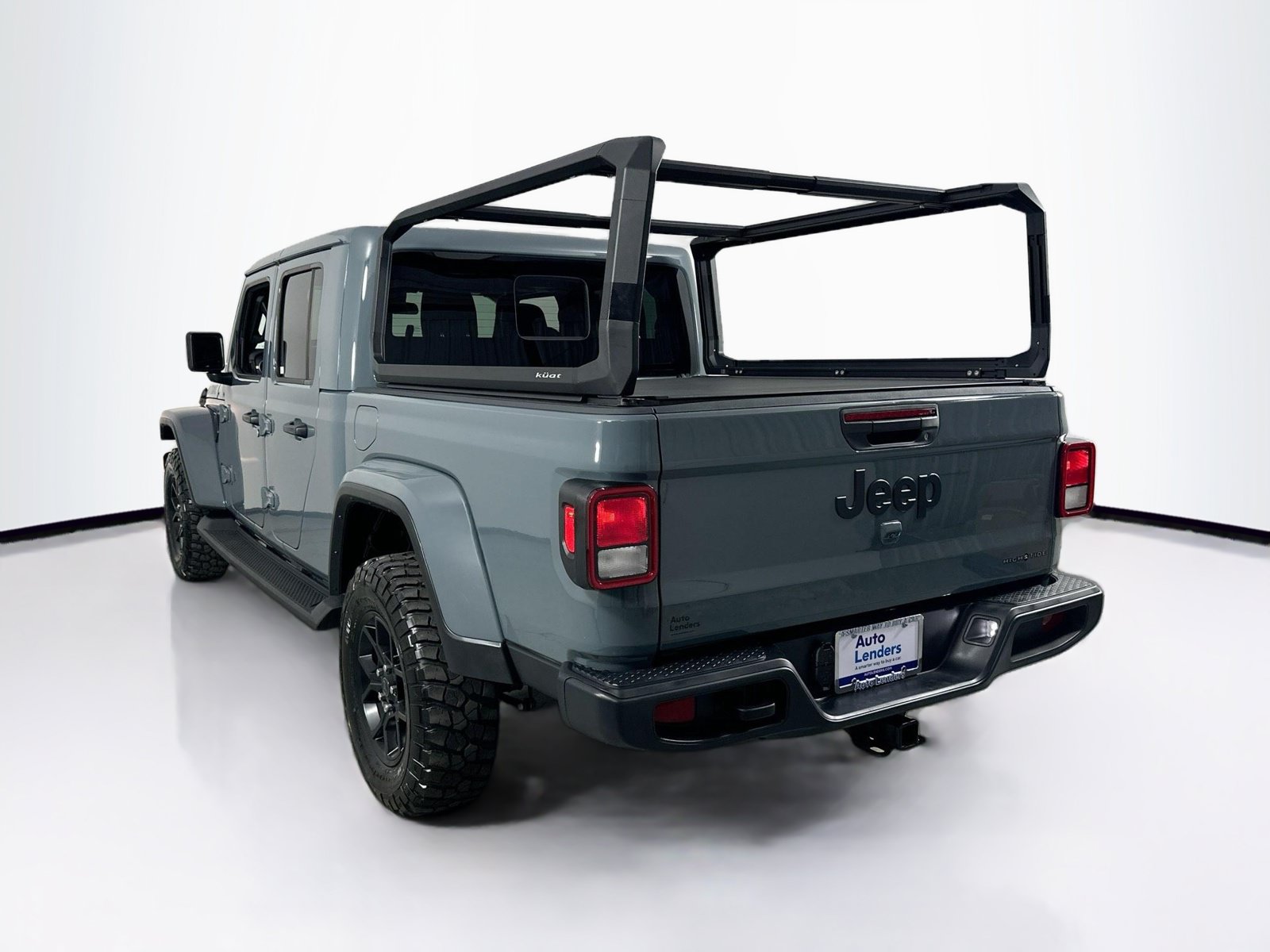 Used 2025 Jeep Gladiator Sport AWD/4WD image 7