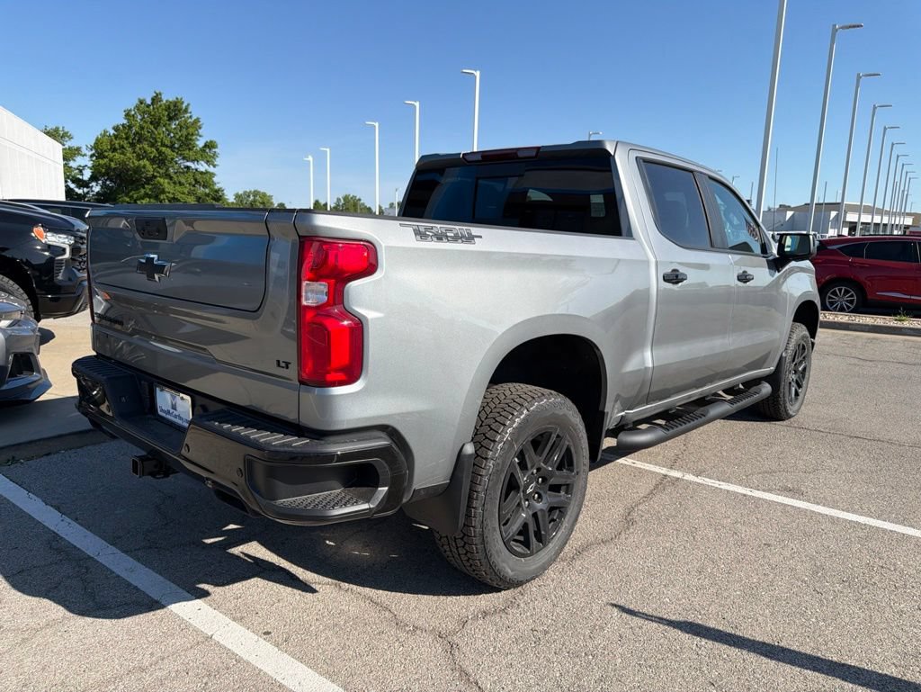 New 2026 Chevrolet Silverado 1500 LT Trail Boss w/ LT Trail Boss Premium Package AWD/4WD image 2