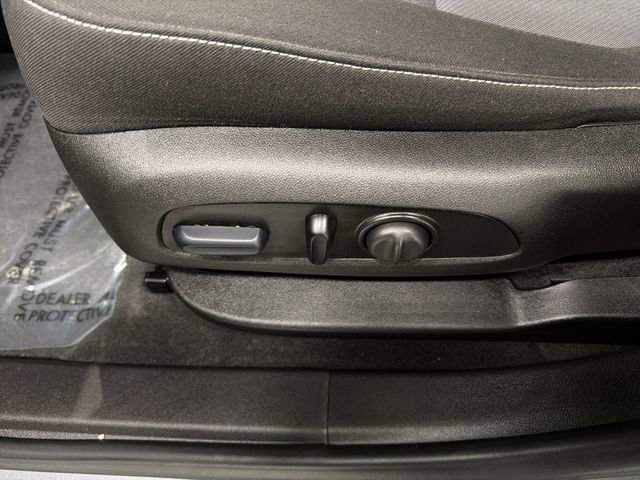 Certified 2024 Chevrolet Blazer LT w/ Convenience Package image 20