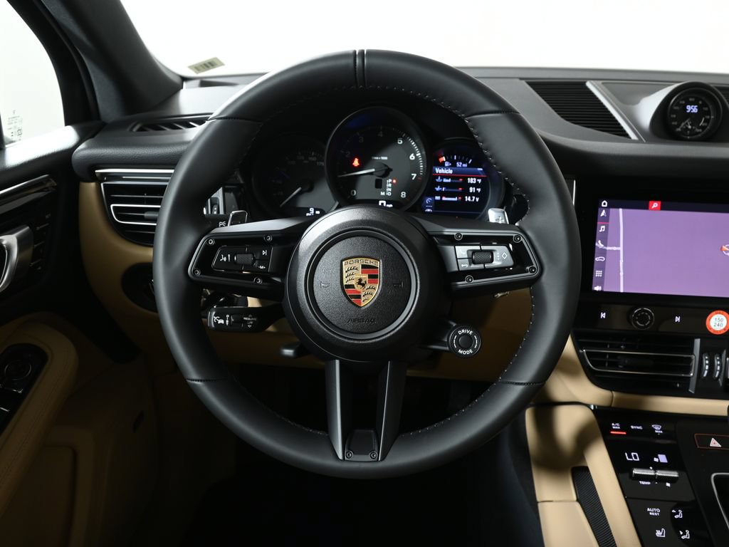 New 2026 Porsche Macan AWD/4WD image 17