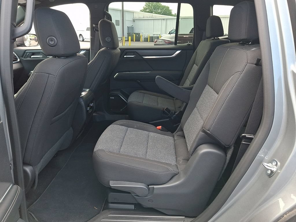Used 2026 GMC Acadia Elevation w/ Super Cruise Package AWD/4WD image 11