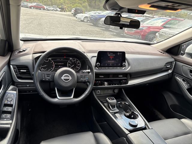 Certified 2023 Nissan Rogue SV w/ SV Premium B Package AWD/4WD image 11