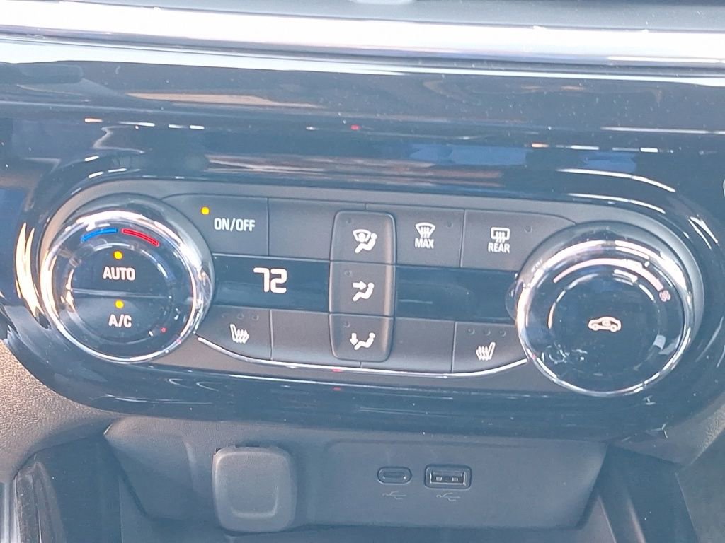 New 2026 Chevrolet Trax RS w/ Driver Confidence Package image 20