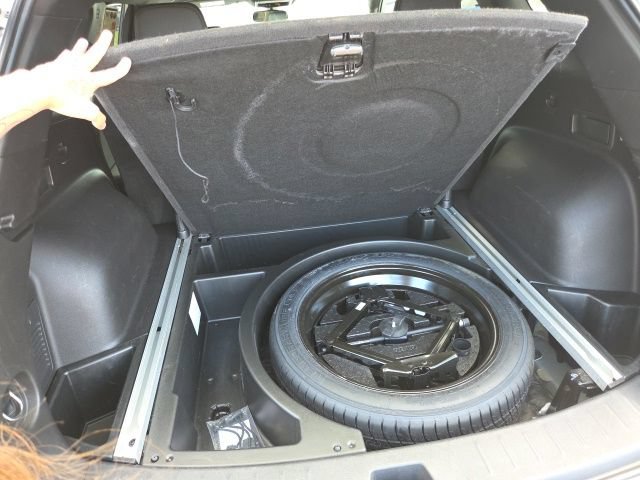 Certified 2020 Chevrolet Blazer RS w/ LPO, Floor Liner Package AWD/4WD image 37
