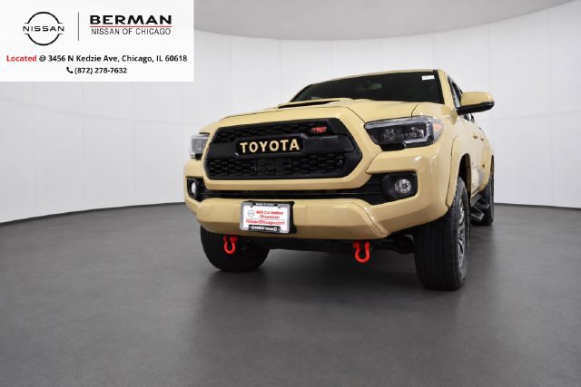 Used 2017 Toyota Tacoma TRD Sport w/ Tow Package (A/T) AWD/4WD image 1
