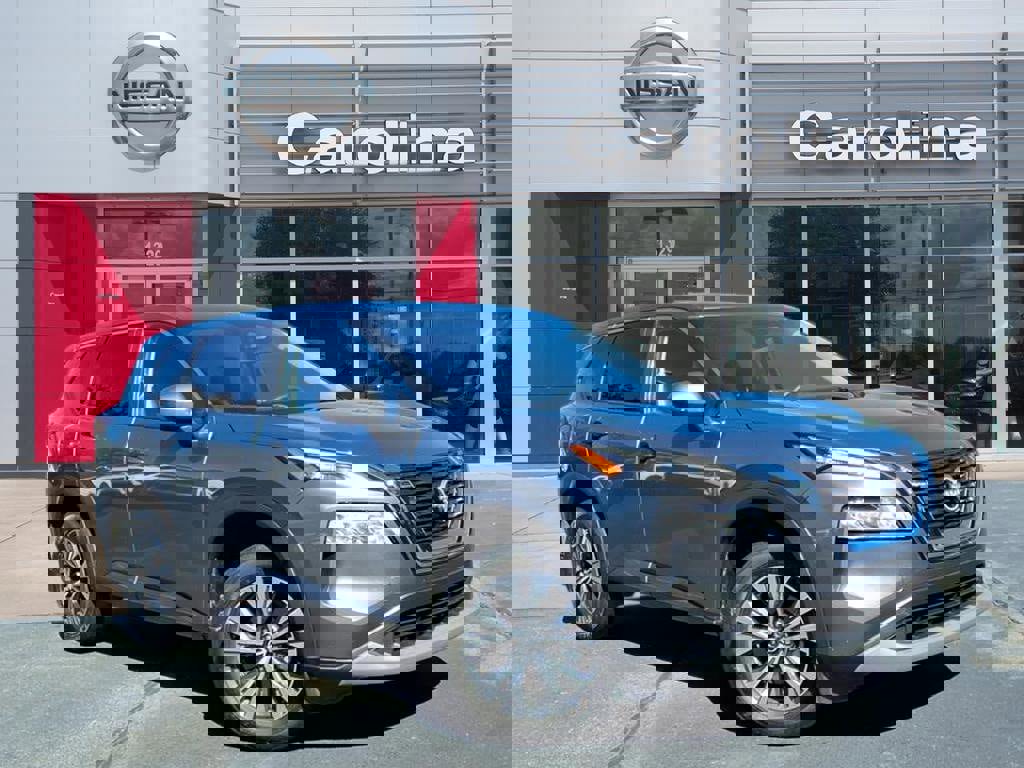Used 2023 Nissan Rogue SV