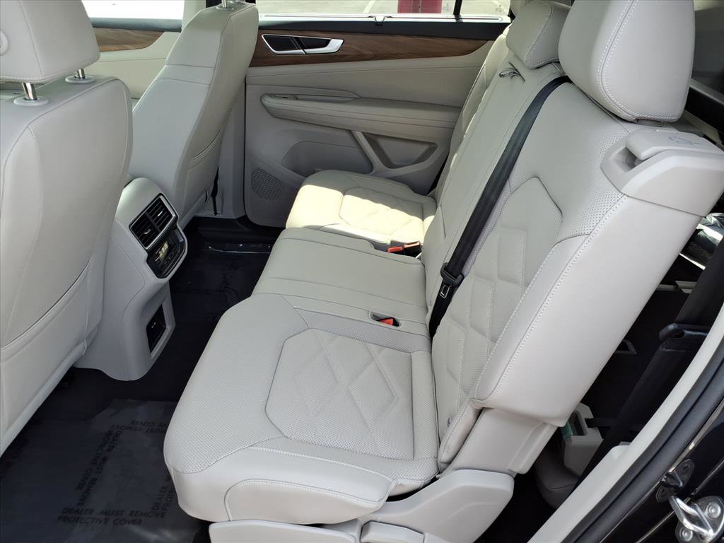 New 2026 Volkswagen Atlas SE image 16