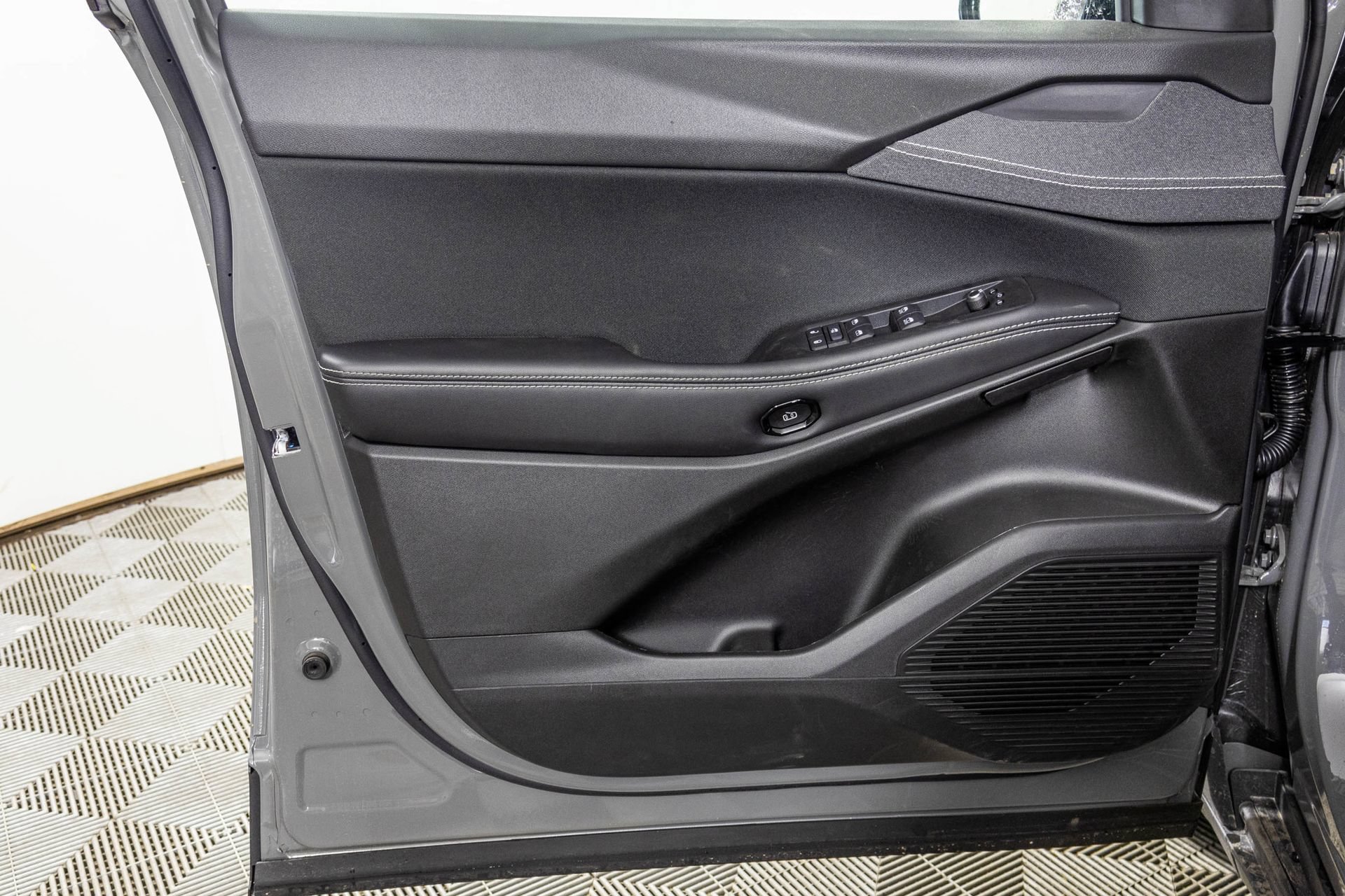 New 2026 Jeep Cherokee Laredo AWD/4WD image 34