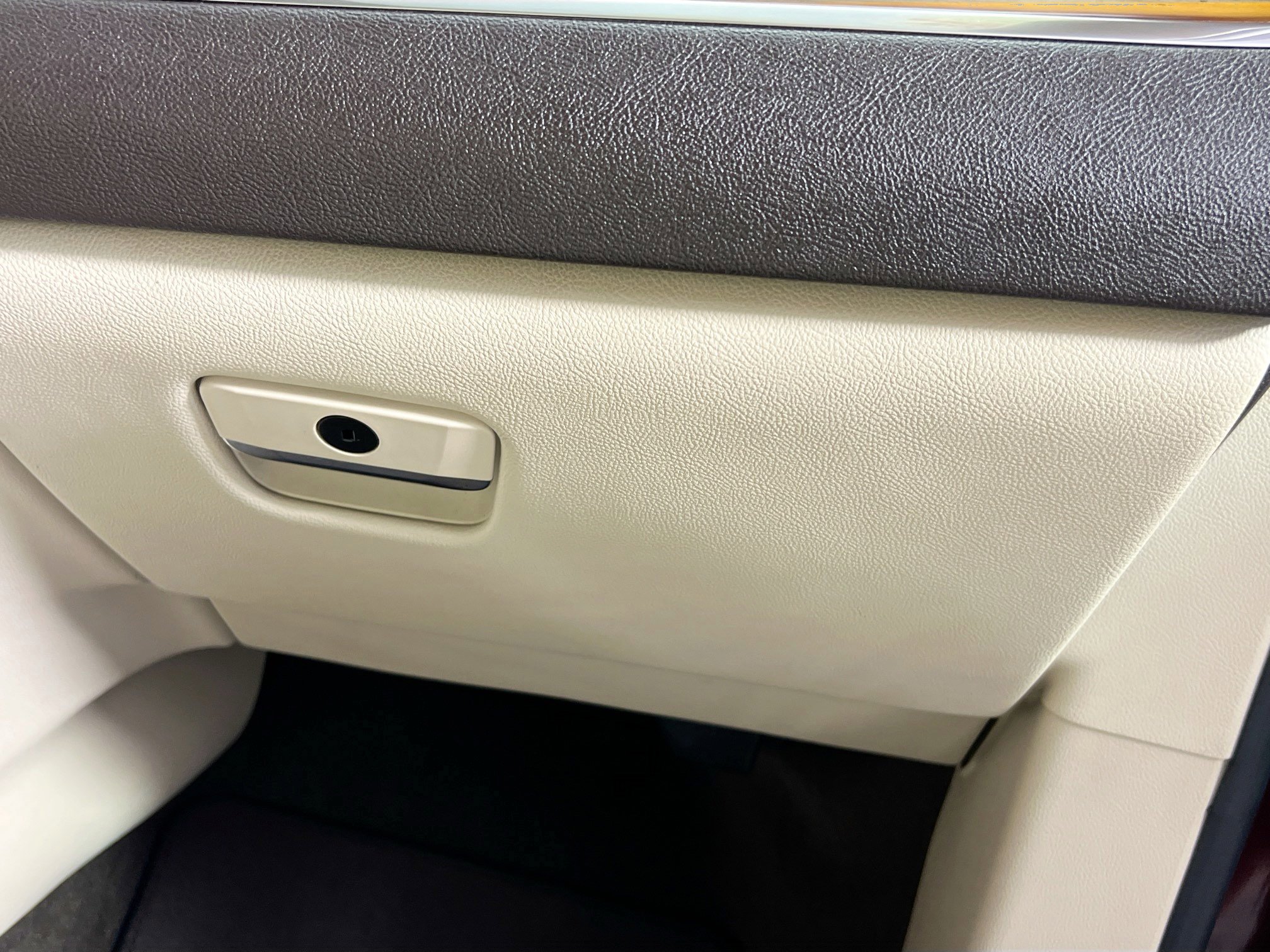 Used 2019 Lincoln MKC Select w/ Select Plus Package image 35