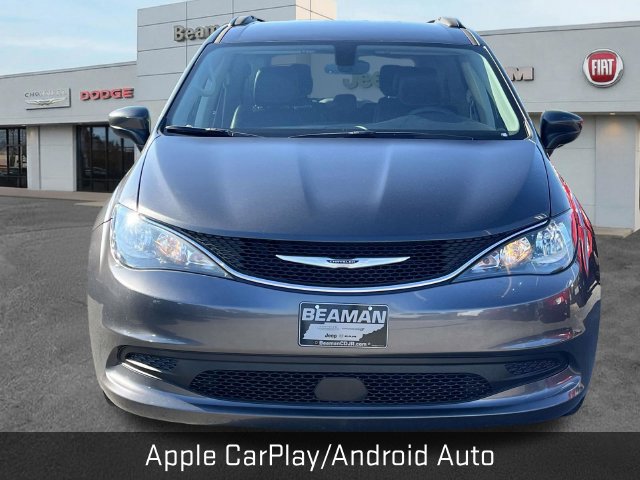 Used 2021 Chrysler Voyager Lxi FWD image 2