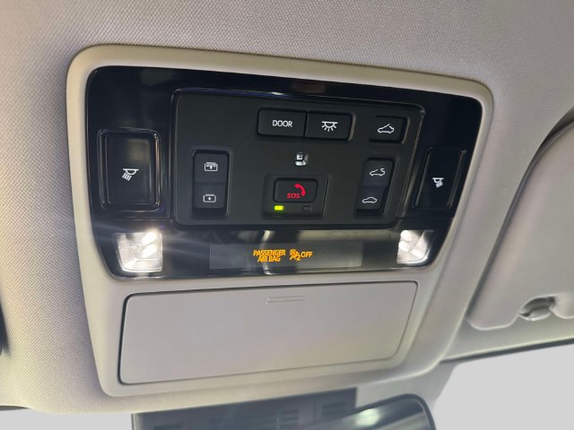 Used 2024 Toyota Grand Highlander AWD image 38