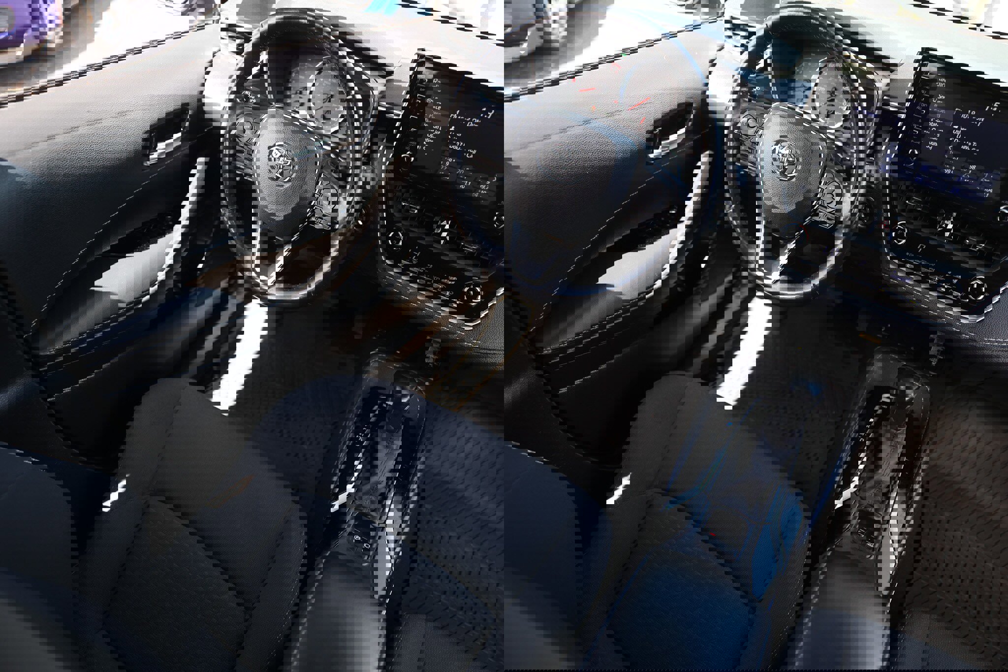 Used 2019 Toyota Corolla SE image 26