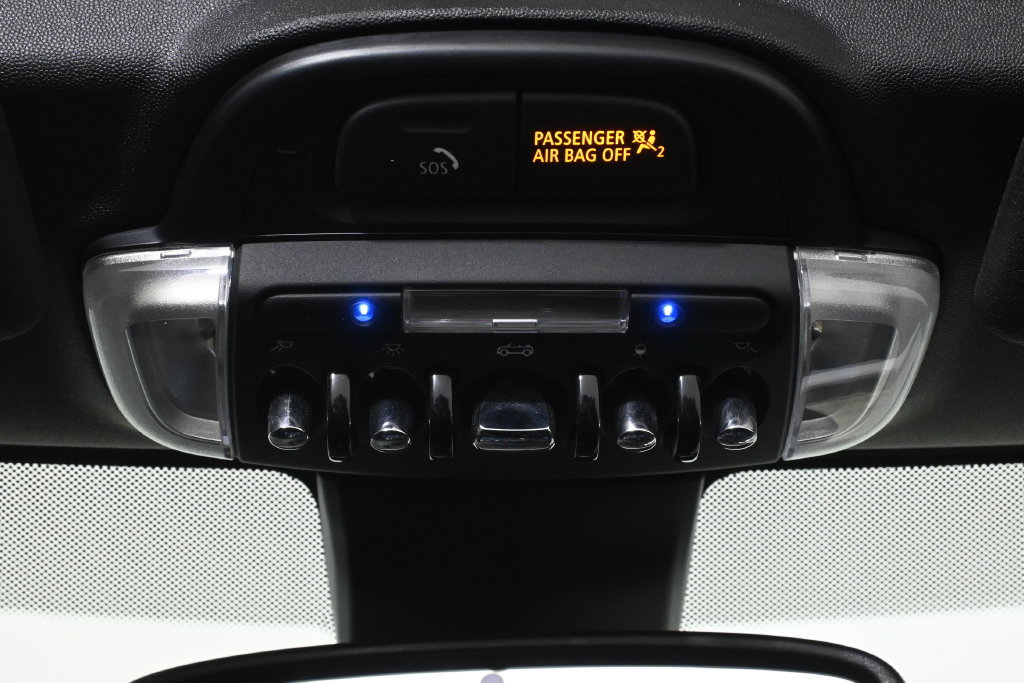 Certified 2024 MINI Cooper S FWD image 28