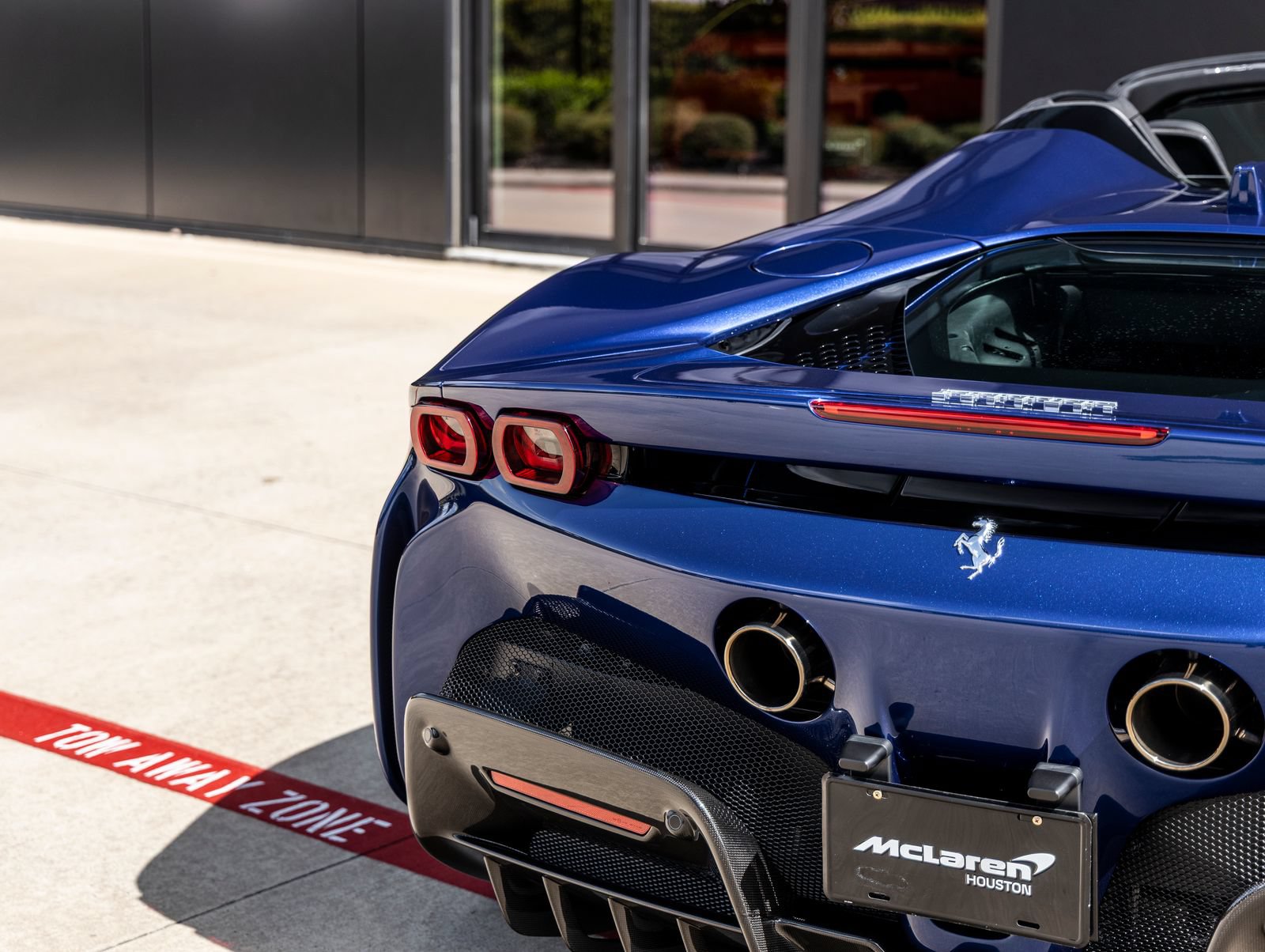 Used 2022 Ferrari SF90 Spider AWD/4WD image 14
