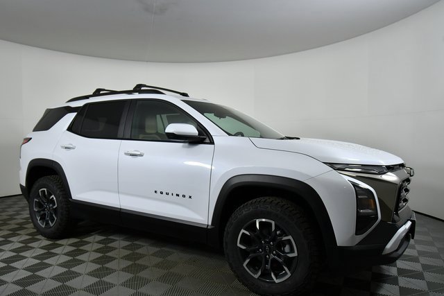 New 2026 Chevrolet Equinox ACTIV w/ LPO, Floor Liner Package image 9