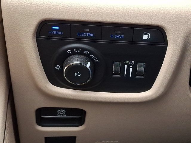 Certified 2022 Jeep Grand Cherokee Limited 4xe w/ Luxury Tech Group II AWD/4WD image 30