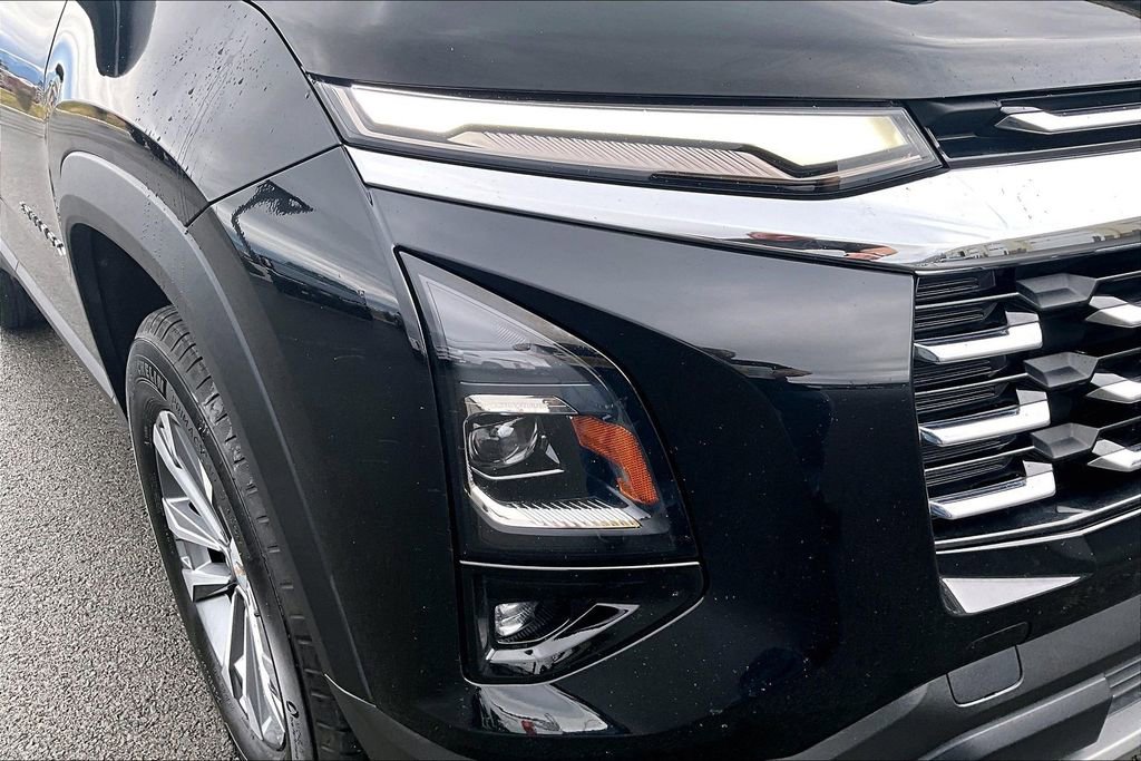 Used 2025 Chevrolet Equinox LT w/ Convenience Package II image 29