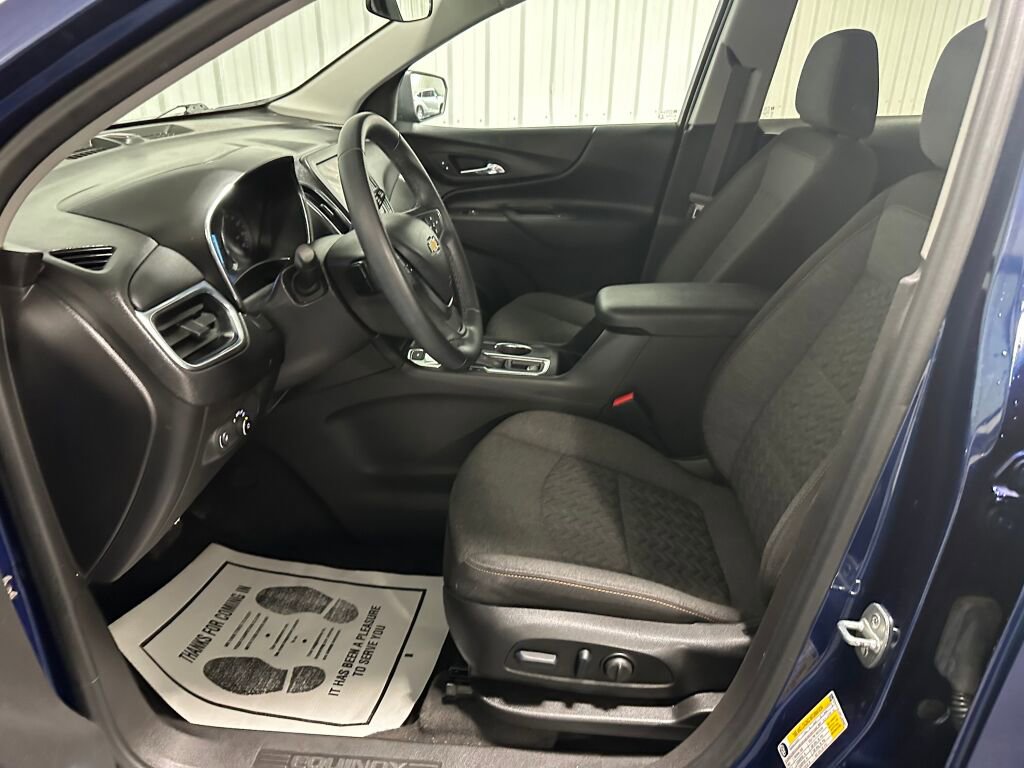 Used 2023 Chevrolet Equinox LT image 10